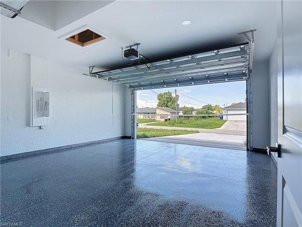 Lehigh, 920 N Rita Ave, Lehigh Acres, Florida 33971, image 2