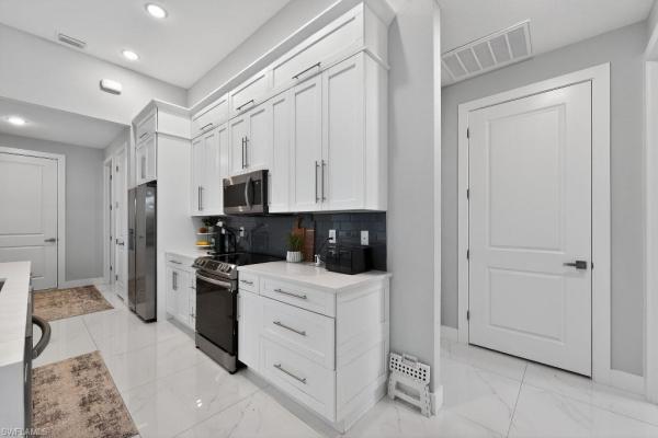 Cape Coral Residential, 2118 14th Pl, Cape Coral, Florida 33991, image 2
