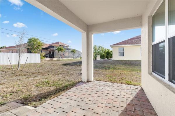 Cape Coral Residential, 429 W Tropicana Pkwy, Cape Coral, Florida 33993, image 2