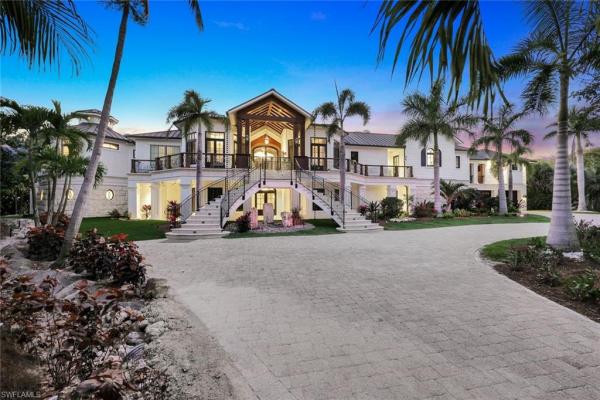 Metes And Bounds, 4405 Gulf Dr, Sanibel, Florida 33957, image 3