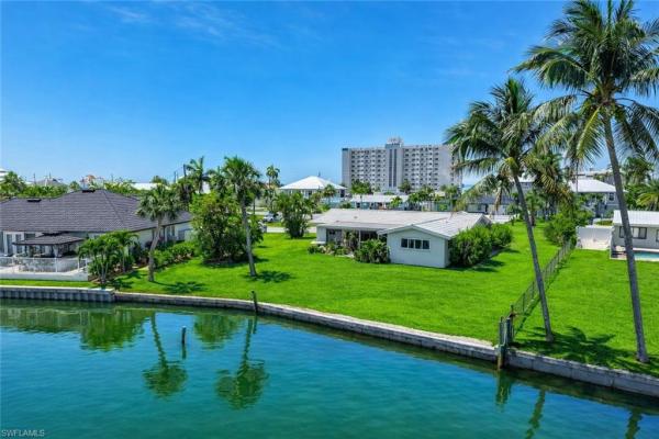 Laguna Shores, 7861 Buccaneer Dr, Fort Myers Beach, Florida 33931, image 1