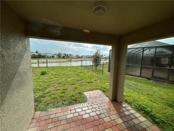 10531 Canal Brook Ln, Lehigh Acres, Florida 33936, image 1