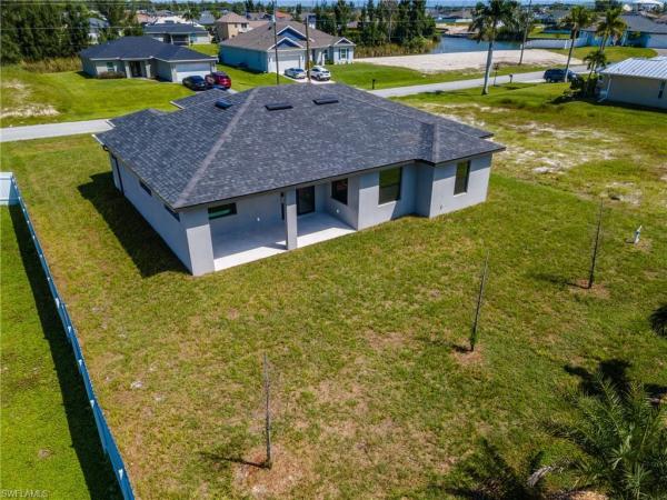 Cape Coral Residential, 1726 20th Ter, Cape Coral, Florida 33993, image 3