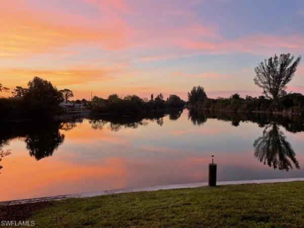 Cape Coral, 1840 23rd Ter, Cape Coral, Florida 33909, image 2