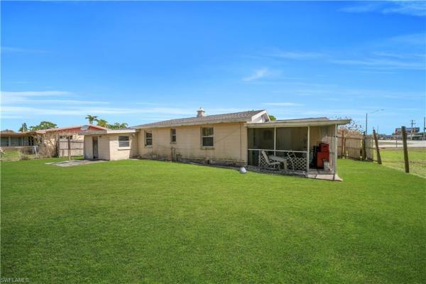 Belle Aire Lagoon, 1235 Joerin Ave, North Fort Myers, Florida 33903, image 2