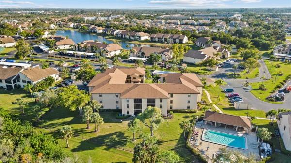 The Club At Crystal Lake, 8336 Charter Club Cir #7, Fort Myers, Florida 33919, image 3