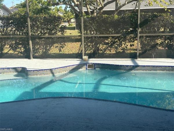 911 16th Ter, Cape Coral, Florida 33990, image 1