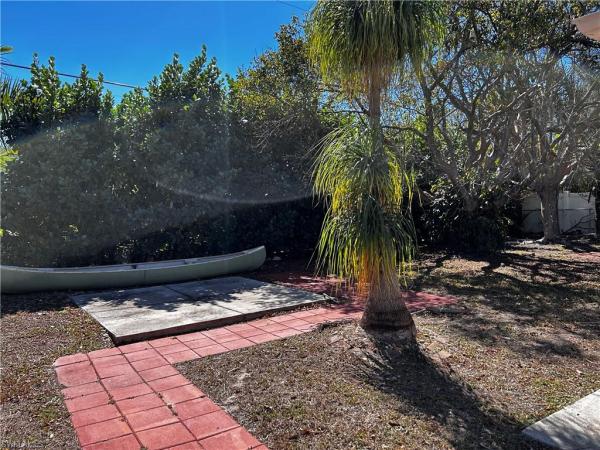 Cape Coral Residential, 310 29th Ter, Cape Coral, Florida 33904, image 2