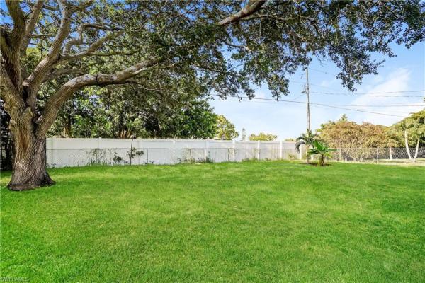 Cape Coral, 160 27th Ter, Cape Coral, Florida 33904, image 1