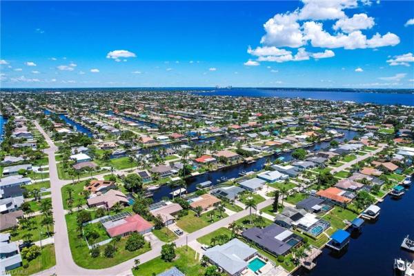 Savona, 1623 39th Ter, Cape Coral, Florida 33904, image 1