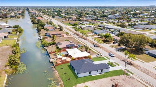 Cape Coral, 613 Gleason Pkwy, Cape Coral, Florida 33914, image 1