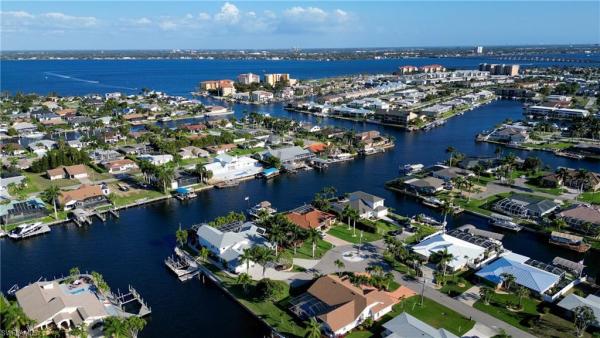 Savona, 1633 39th Ter, Cape Coral, Florida 33904, image 1