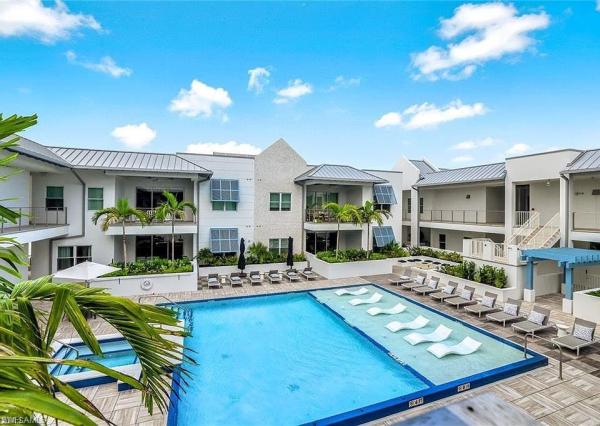 201 S 8th St #309, Naples, Florida 34102, image 1