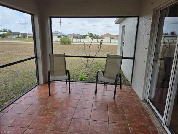 Cape Coral Residential, 1050 33rd Pl, Cape Coral, Florida 33993, image 2