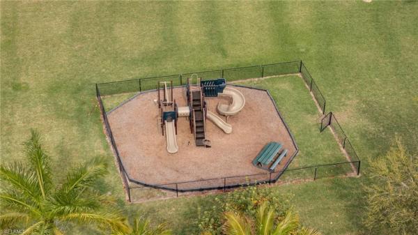 Coral Lakes, 944 Golden Pond Ct, Cape Coral, Florida 33909, image 2