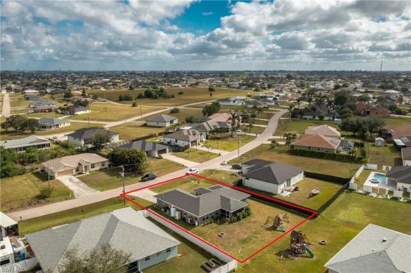 Cape Coral Residential, 228 29th Ave, Cape Coral, Florida 33993, image 1