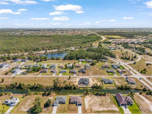 Cape Coral Residential, 1704 33rd Ln, Cape Coral, Florida 33909, image 2