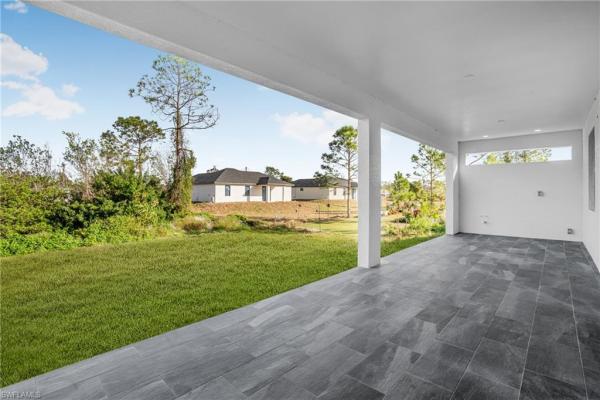 Sunshine, 3604 SW 29th St, Lehigh Acres, Florida 33976, image 3