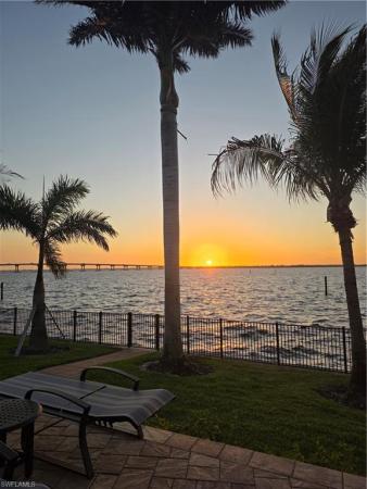 Seminole Estates, 3944 Riverside Dr, Fort Myers, Florida 33901, image 1