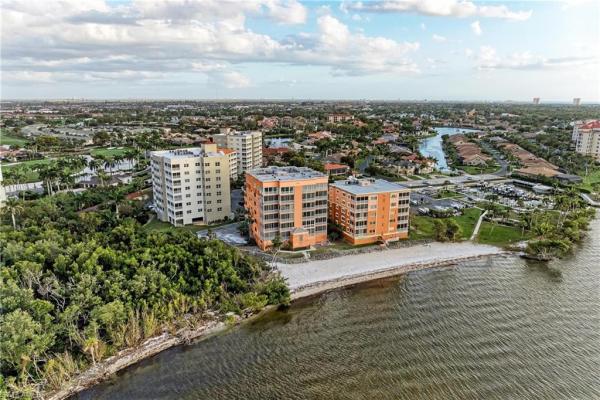 14813 Laguna Dr #401, Fort Myers, Florida 33908, image 1