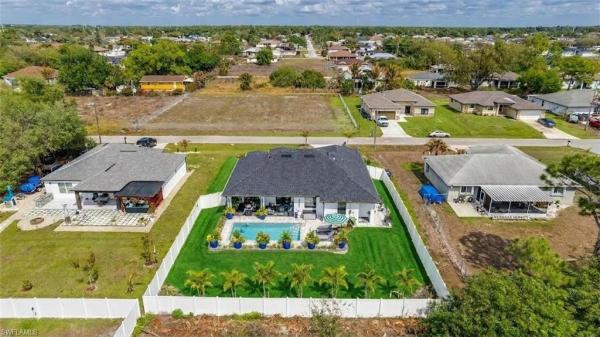 Lehigh Acres, 4211 SW 10th St, Lehigh Acres, Florida 33976, image 2