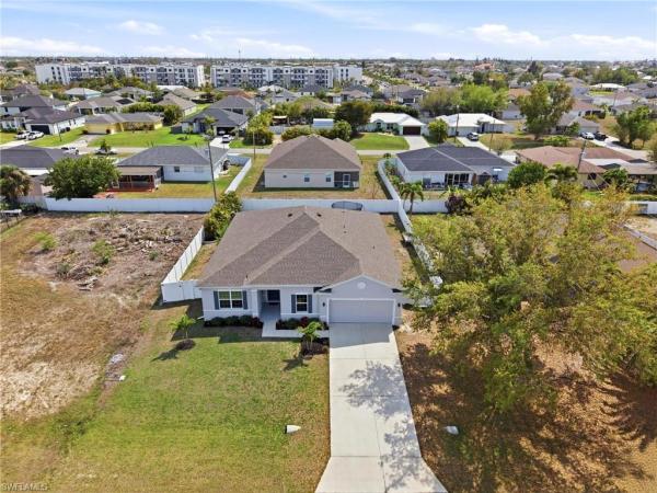 Cape Coral Residential, 512 4th St, Cape Coral, Florida 33993, image 3