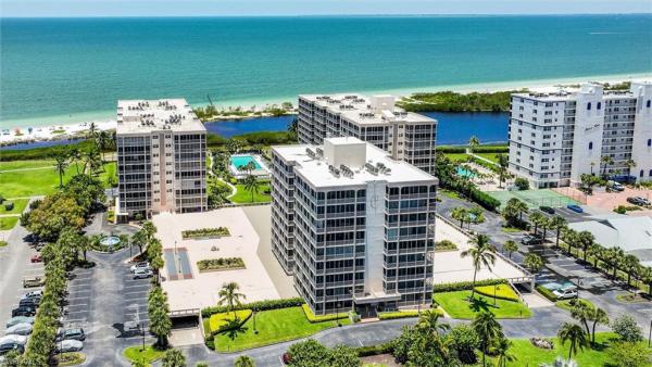 Creciente, 7146 Estero Blvd #415, Fort Myers Beach, Florida 33931, image 2