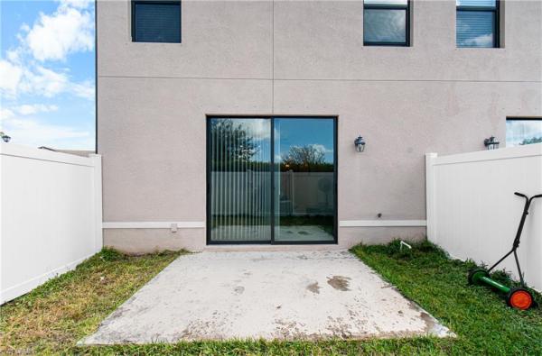 14039 Oviedo Pl, Fort Myers, Florida 33905, image 1