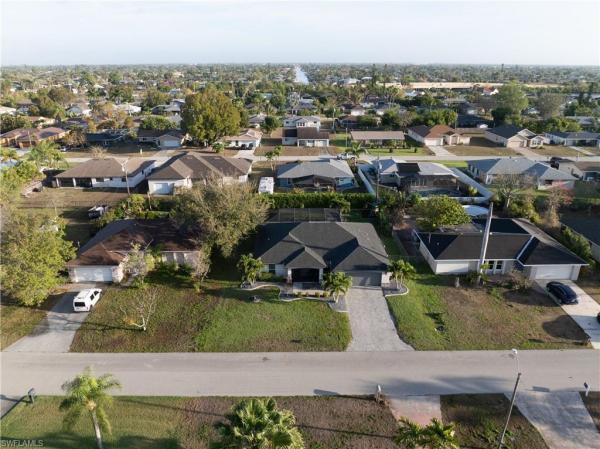 Cape Coral Residential, 1007 26th Ter, Cape Coral, Florida 33904, image 3