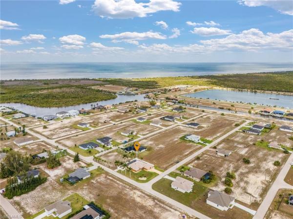 Cape Coral, 3420 45th Ave, Cape Coral, Florida 33993, image 2
