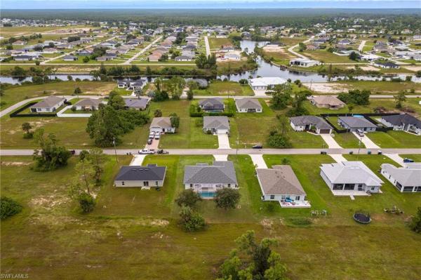 Cape Coral Residential, 1718 40th Ln, Cape Coral, Florida 33909, image 3