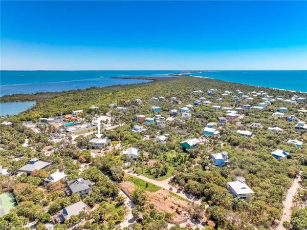 Castaway Key, 4481 Bartlett Pkwy, Upper Captiva, Florida 33924, image 2