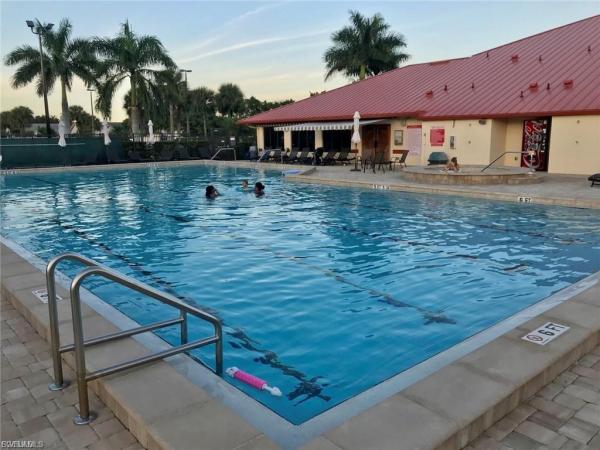 6645 Wakefield Dr, Fort Myers, Florida 33966, image 2