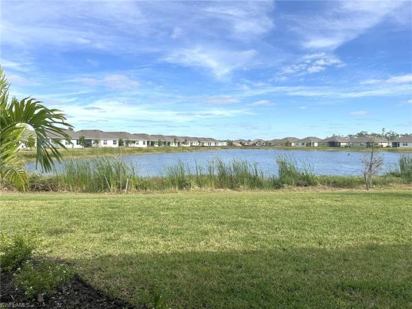 Magnolia Landing, 20333 Camino Torcido Loop, North Fort Myers, Florida 33917, image 2