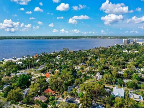 Poinciana Park, 1446 Poinciana Ave, Fort Myers, Florida 33901, image 1