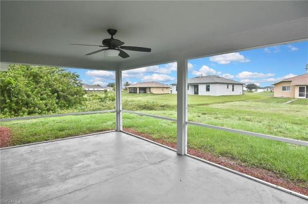 Lehigh Acres, 4016 SW 35th St, Lehigh Acres, Florida 33976, image 2