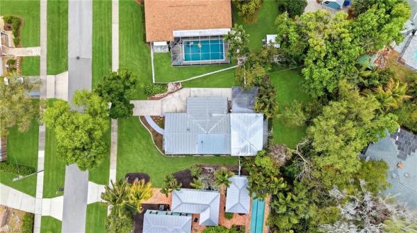 Valencia Terrace, 2924 Gladiola St, Fort Myers, Florida 33901, image 2