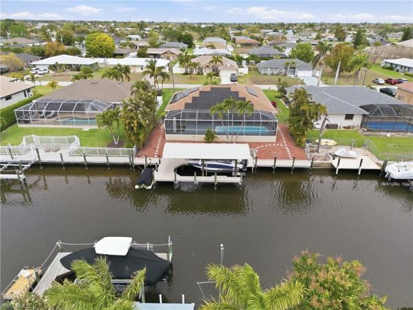 Cape Coral Residential, 222 39th Ter, Cape Coral, Florida 33914, image 3