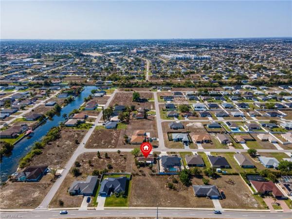 Cape Coral, 315 7th Ter, Cape Coral, Florida 33993, image 2