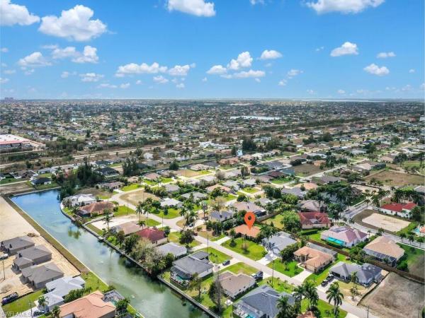 Cape Coral, 2216 8th Ct, Cape Coral, Florida 33991, image 2