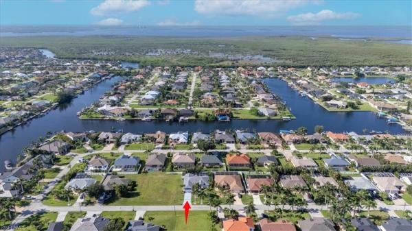 Cape Coral Residential, 2516 52nd Ter, Cape Coral, Florida 33914, image 3