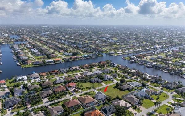 Cape Coral, 2516 52nd Ter, Cape Coral, Florida 33914, image 1