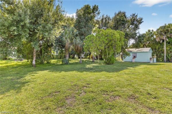 North Fort Myers No HOA, 21 Mariana Ave, North Fort Myers, Florida 33917, image 3