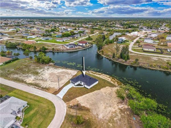 Cape Coral, 2043 42nd St, Cape Coral, Florida 33909, image 1