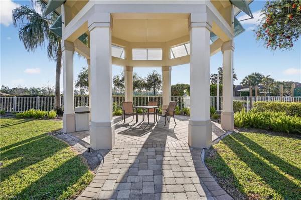 Lindsford, 3223 Birchin Ln, Fort Myers, Florida 33916, image 2