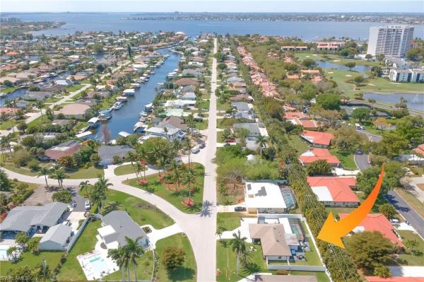 Town & River, 1089 Town And River Dr, Fort Myers, Florida 33919, image 3