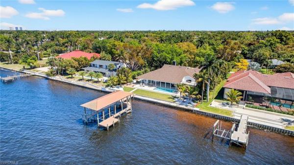 Fort Myers No HOA, 3540 Stuart Ct, Fort Myers, Florida 33901, image 1