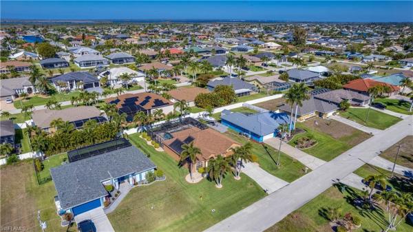Cape Coral Residential, 3330 26th Ave, Cape Coral, Florida 33914, image 2