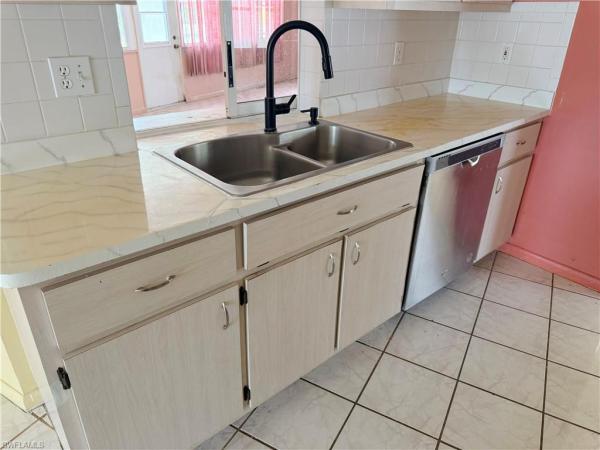 209 Mcarthur Ave, Lehigh Acres, Florida 33936, image 1