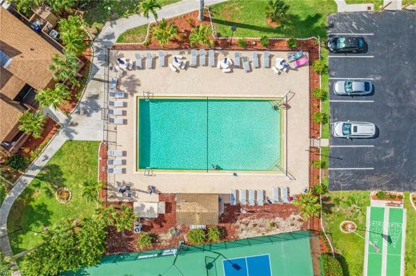Timberlakes At Royal Woods, 17422 Birchwood Ln #4, Fort Myers, Florida 33908, image 2